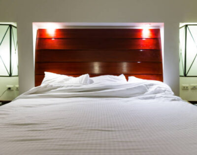 110 – Kitchenette with 2 Queen Beds (PET FRIENDLY – Fee Applies)